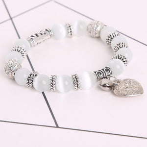 Cat Eye Bead Heart Bracelet